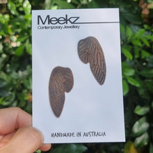 Load image into Gallery viewer, Cicada Wing Studs