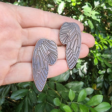 Load image into Gallery viewer, Cicada Wing Studs