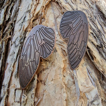 Load image into Gallery viewer, Cicada Wing Studs