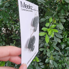 Load image into Gallery viewer, elephant drop earrings