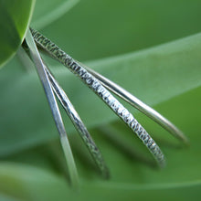 Load image into Gallery viewer, Round Sterling Silver Bangles