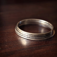 Load image into Gallery viewer, Round Sterling Silver Bangles