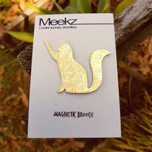 Load image into Gallery viewer, Cat with Paw Up Brooch