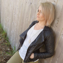 Load image into Gallery viewer, Monstera Leaf Necklace Modelled by Jay