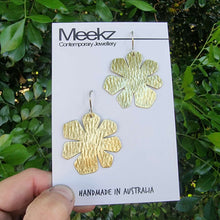 Load image into Gallery viewer, Succulent Leaf Drop Earrings - Brass Lines on Card
